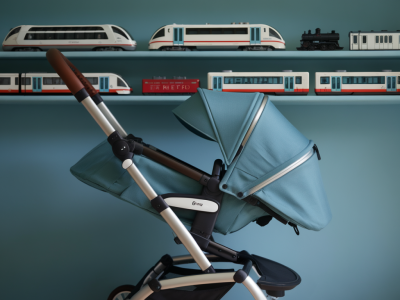 Comment choisir une poussette idéale pour les trajets en train et métro : modèles compacts qui se plient en moins de 5 secondes